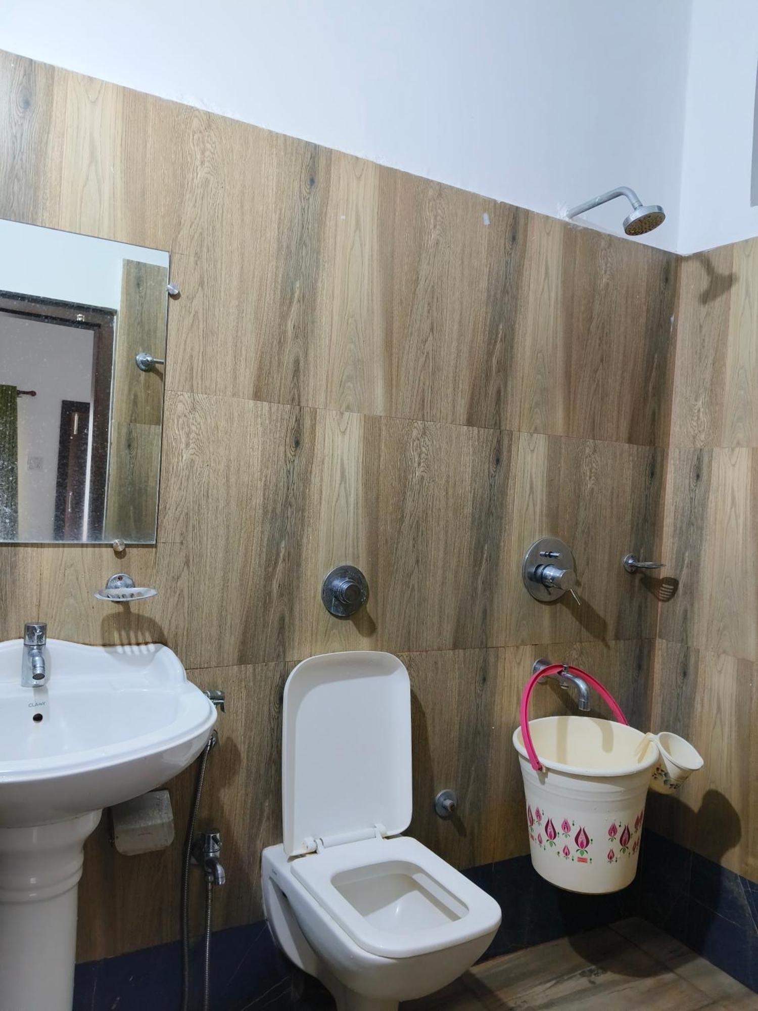 Shivaji Inn Kāziranga Екстериор снимка